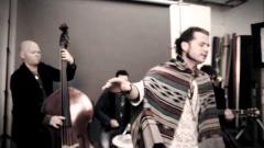 Rival Sons: Keep On Swinging