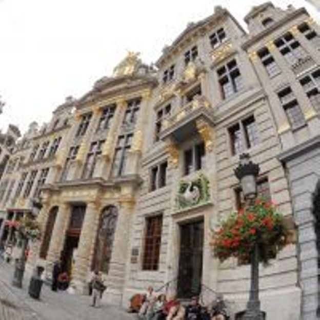 En 2008, l'îlot côté Maison des Brasseurs avait été restauré. 2012 voit le tour des maisons n° 20 à 28.