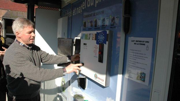 90% des consommateurs préfèrent la grande surface au distributeur de lait.