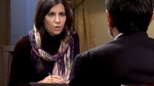 Ana Pastor interviewe le président iranien Mahmoud Ahmadinejad