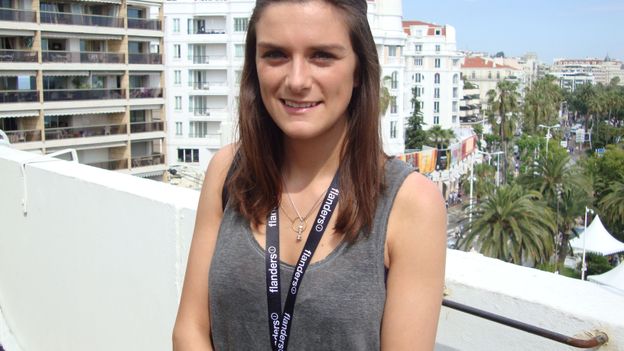 Emilie Verhamme sur une terrasse du Palais des Festivals à Cannes