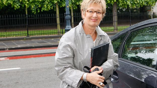 La norme GSM bruxelloise empêche le 4G: E. Huytebroeck veut des preuves