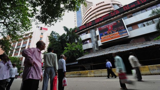 Les Indiens s'inquiétent de la glissade de la roupie et de la bourse de Bombay. Ils ne sont pas les seuls.