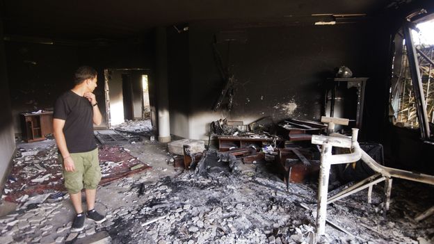 Les ruines du consulat américain à Benghazi après l'attaque
