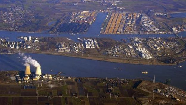 Vue aérienne du port d'Anvers