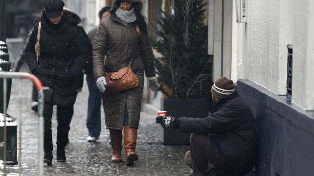 La commune d'Etterbeek a adopté un règlement qui limite à quatre le nombre de mendiants maximum par artère commerciale 
