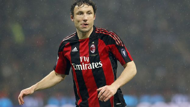 Mark van Bommel ne portera plus le maillot du Milan Ac la saison prochaine. Il rejoindra son ancien club, le PSV Eindhoven