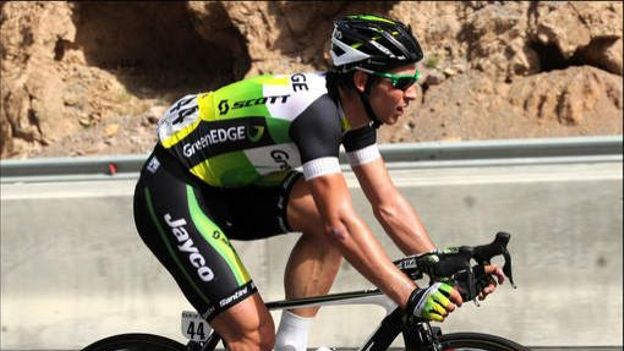 Kruopis gagne, Kwiatkowski leader en Pologne