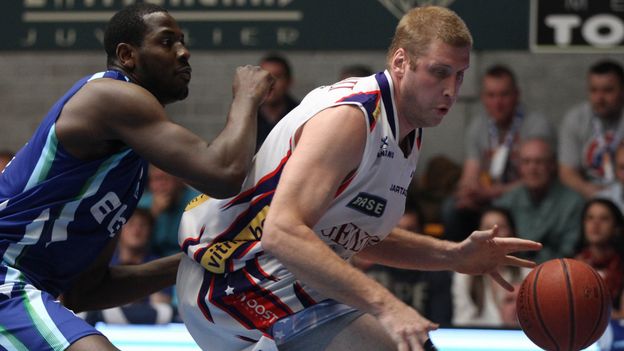 Mons bat Alost et passe en 1/2 finale