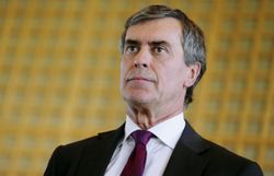 France: Gérôme Cahuzac rapatrie son argent et renonce à sa candidature