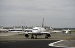 Salon du Bourget: les loueurs d'avions séduisent les compagnies