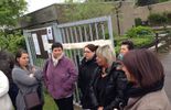 123 Ecole fondamentale Spy: les parents manifestent pour garder le directeur