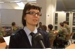 123 Il y a de moins en moins de femmes militaires