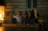 123 Brésil: les manifestants de Sao Paulo, des jeunes diplômés sans parti politique