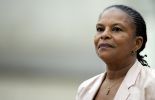 123 France: la ministre de la Justice cible de violentes attaques