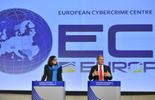 123 L'UE s'organise pour lutter contre la criminalité dans le cyberespace