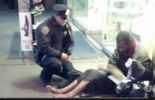 123 USA: un policier héros sur le net pour avoir offert des bottes à un sans-abri