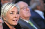 123 Le sigle du FN interdit en Belgique, mais ce n'est pas respecté partout