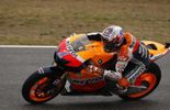 123 Casey Stoner s'impose en Espagne