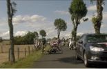 Une voiture éjecte Hoogerland et Flecha
