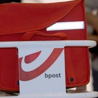 La distribution du courrier et des périodiques a repris normalement ce jeudi.