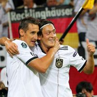 Klose et Ozil