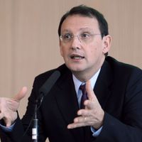 Parachute doré Dexia: Pierre Mariani dit n'avoir "formulé aucune demande"