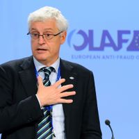 Le commisaire John Dalli plaide son innocence dans une affaire de corruption qui l'a forcé à démissionner