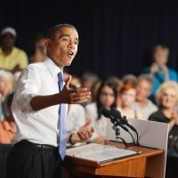 USA: sondages préoccupants, Barack Obama à l'offensive contre Mitt Romney
