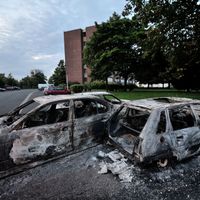 Des voitures avaient notamment été incendiées