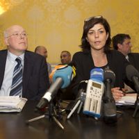 Les politiques doivent souvent réagir dans l'urgence (ici, Charles Picqué et Joëlle Milquet). Des décisions pas toujours bien accueillies.