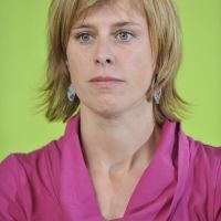 Emily Hoyos accepte la prolongation de deux centrales nucléaires