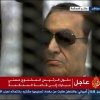 L'ex-dictateur Hosni Moubarak condamné à la prison à vie