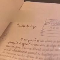 Comment Elio Di Rupo gère-t-il tout son courrier ?