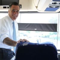 Mitt Romney cavale toujours en tête