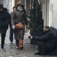 La commune d'Etterbeek a adopté un règlement qui limite à quatre le nombre de mendiants maximum par artère commerciale 