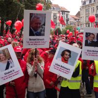 "Marée rouge" à Bruxelles pour défendre la justice sociale