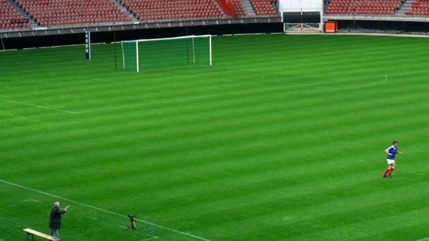 Une performance de 2006, au Parc des Princes à Paris